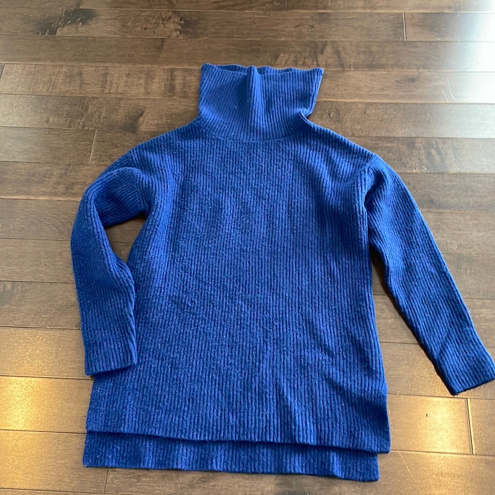 RW&CO knit sweater